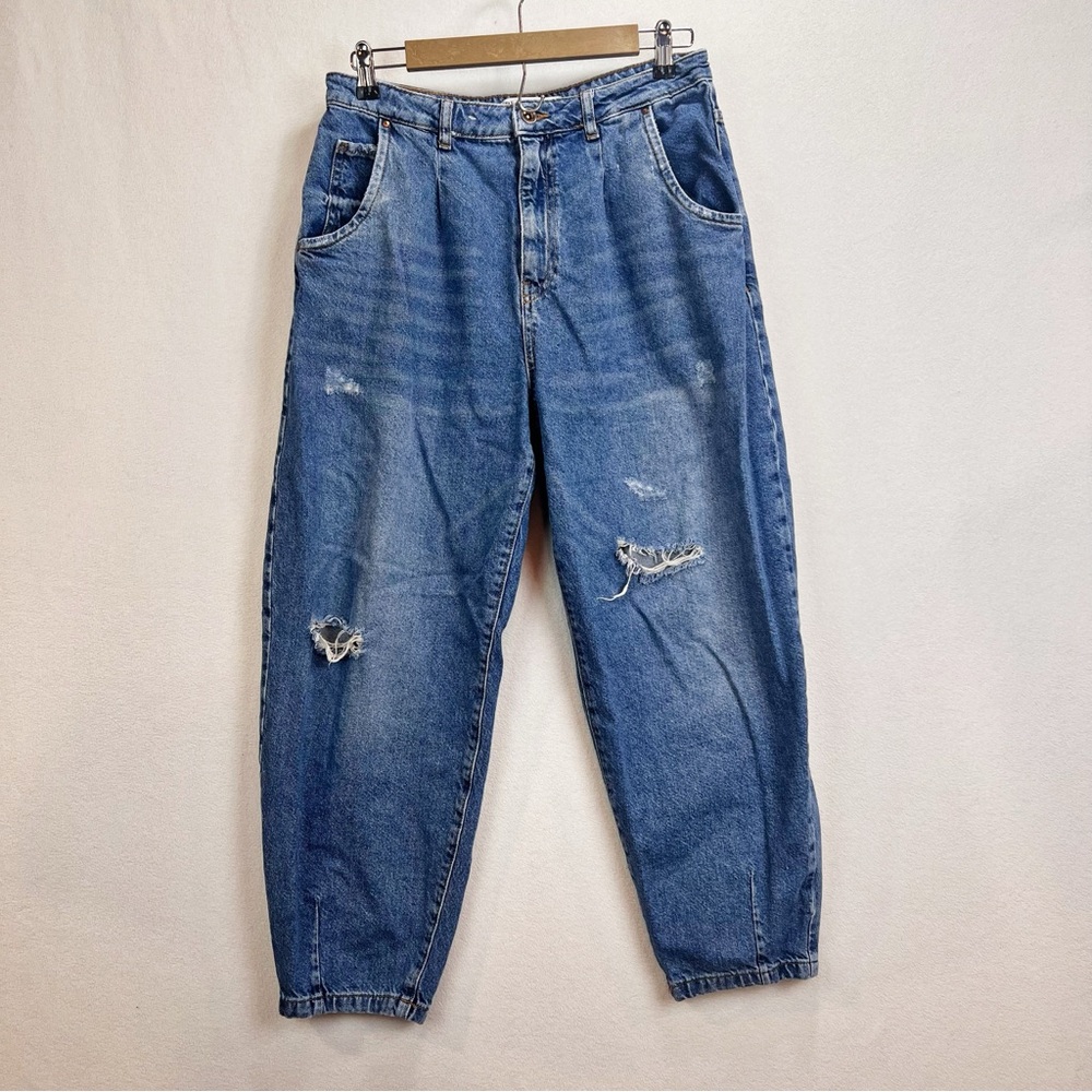 Zara High Rise Pleated‎ Slouchy Barrel Balloon Leg Jeans Distressed Size 8